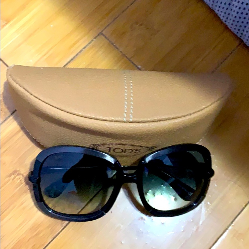 tod‘s sunglasses